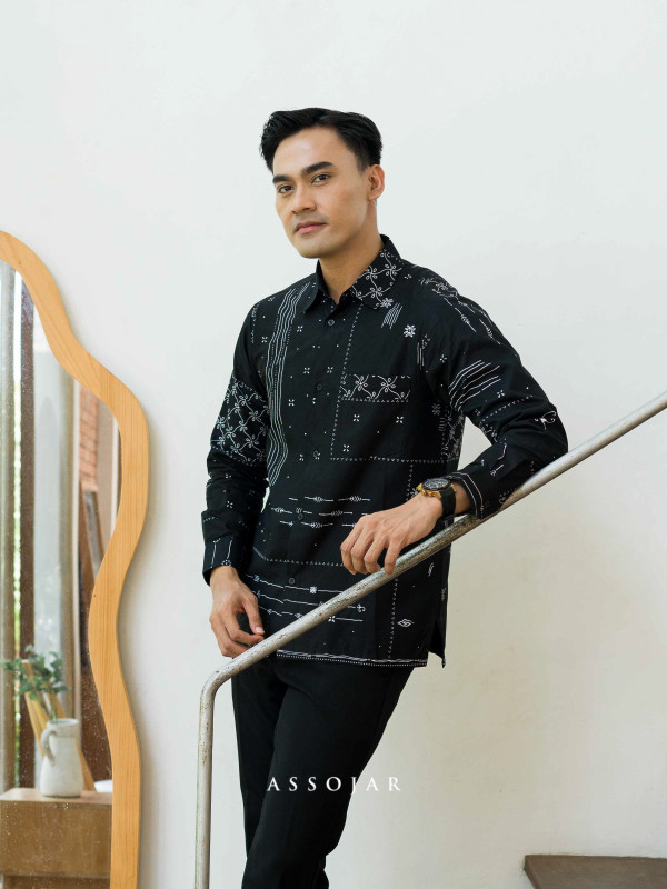 Lekat Kemeja - Varian 2